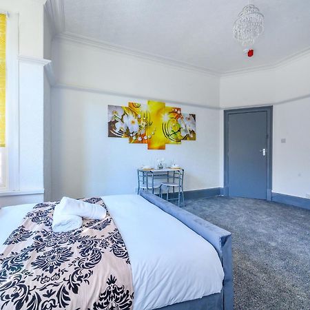 -Rf7H- For Your Relaxed & Cosy Free Parking Leeds  Exteriör bild
