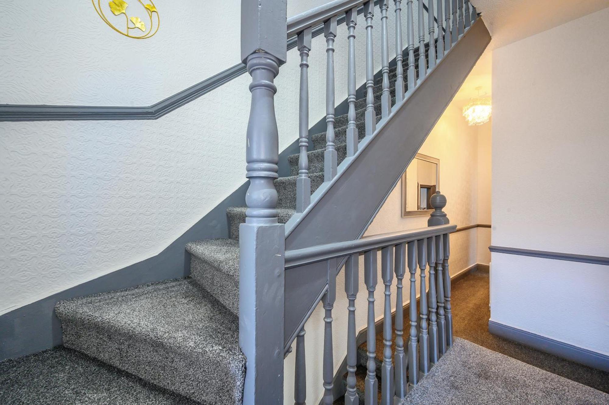 -Rf7H- For Your Relaxed & Cosy Free Parking Leeds  Exteriör bild